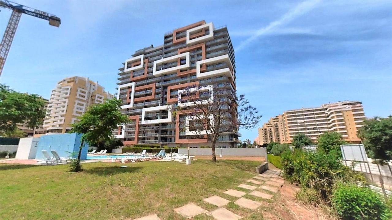 Apartamentos Turisticos Rocha Tower 15C Портиман Екстериор снимка