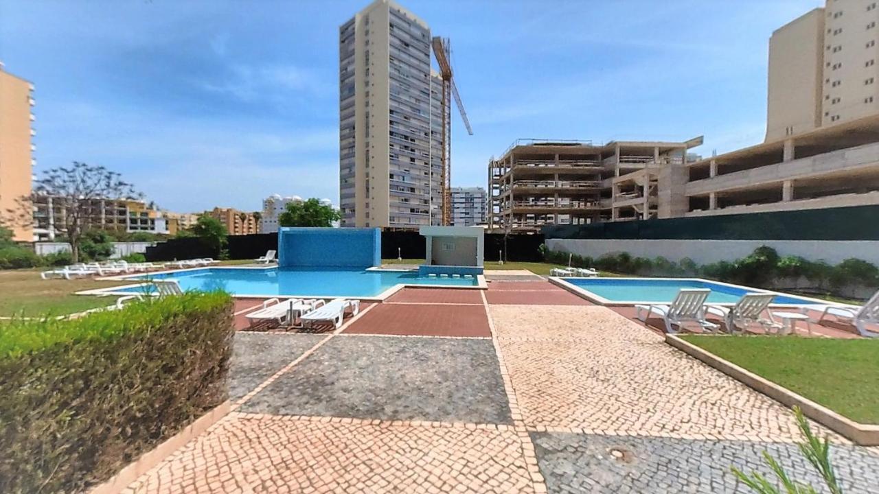 Apartamentos Turisticos Rocha Tower 15C Портиман Екстериор снимка
