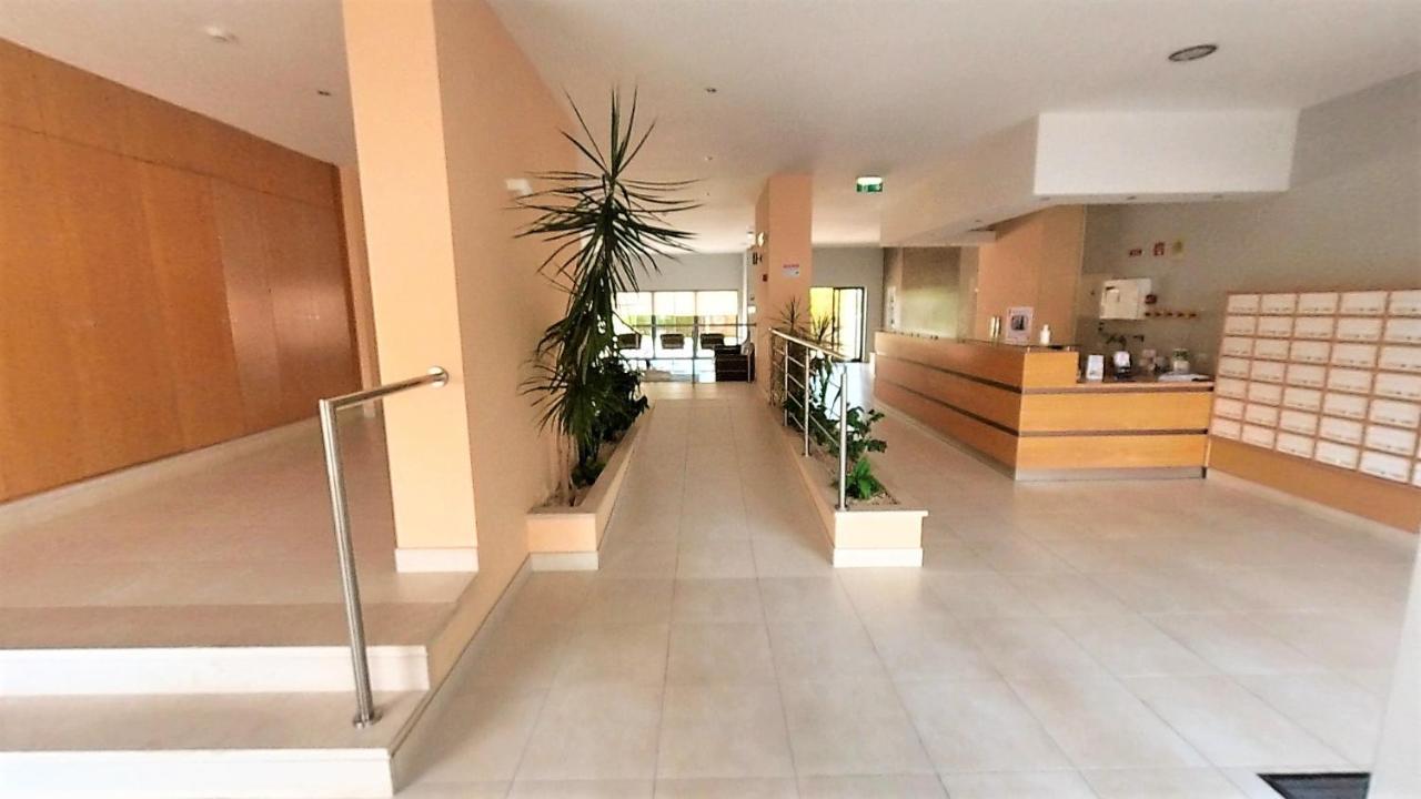 Apartamentos Turisticos Rocha Tower 15C Портиман Екстериор снимка