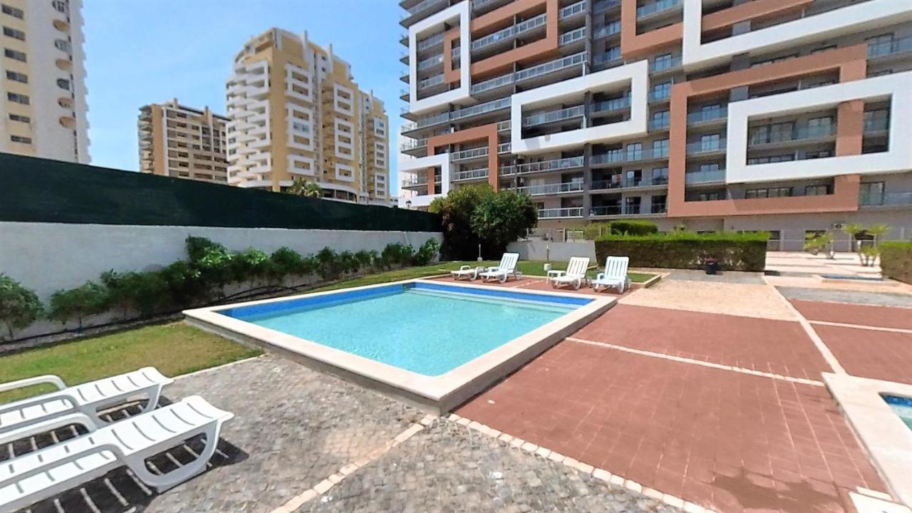 Apartamentos Turisticos Rocha Tower 15C Портиман Екстериор снимка